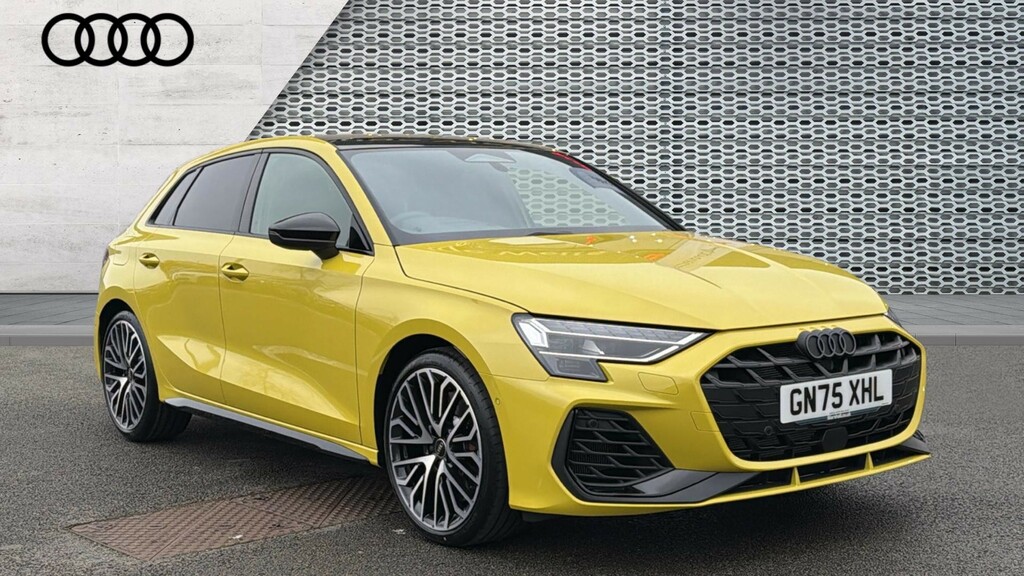 Audi A3 A3 S3 Tfsi Quattro 333 Black Edition S Tronic Yellow