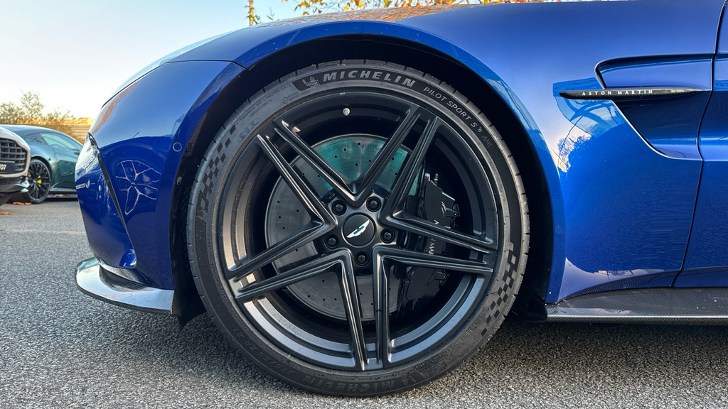 Aston Martin Vantage Vantage Zf 8 Speed Blue #4
