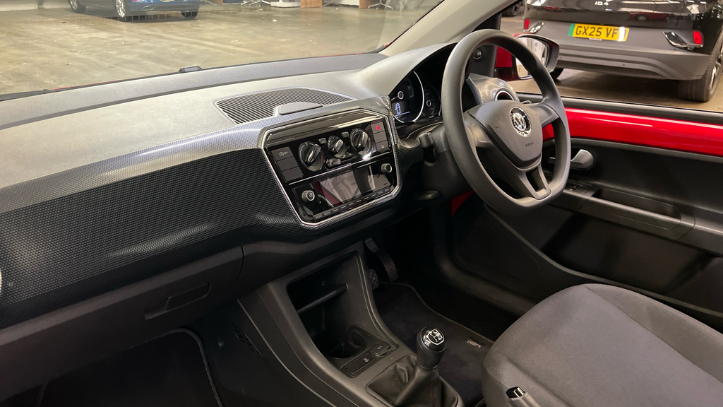 Volkswagen Up Up 1.0 Move Up Red #2