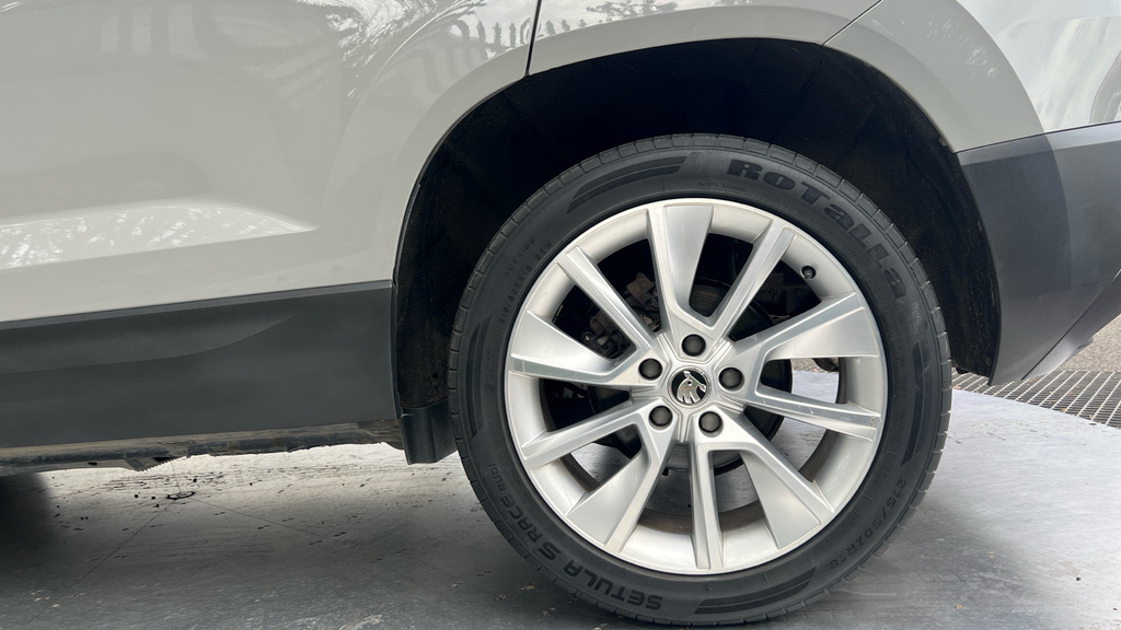 Skoda Karoq Karoq 1.5 Tsi Se L Grey #5
