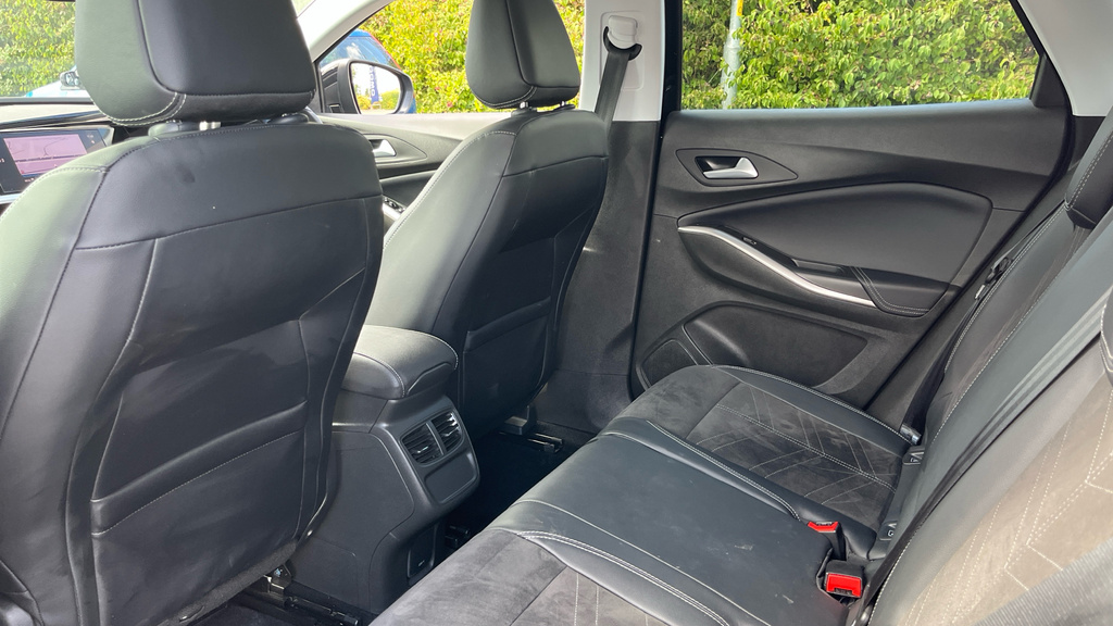Vauxhall Grandland 1.2 Turbo Ultimate Black #14