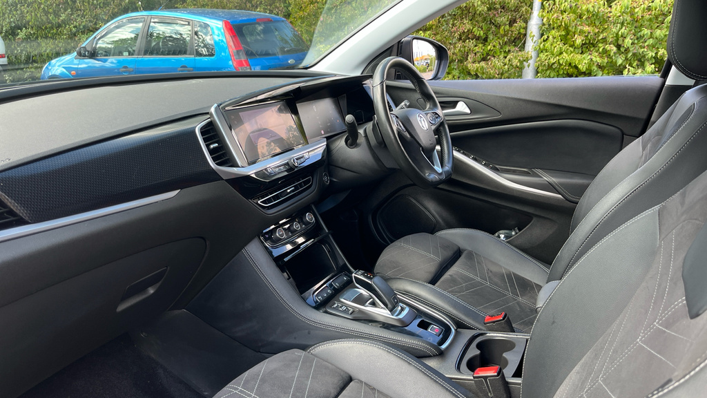 Vauxhall Grandland 1.2 Turbo Ultimate Black #10