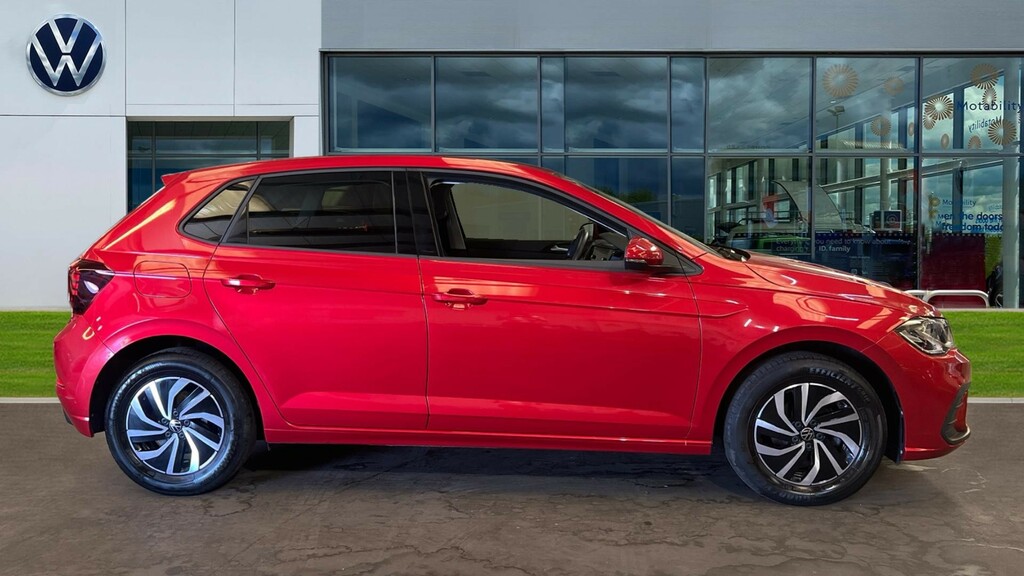 Volkswagen Polo Polo 1.0 Tsi Life ST23ZYG Red #4