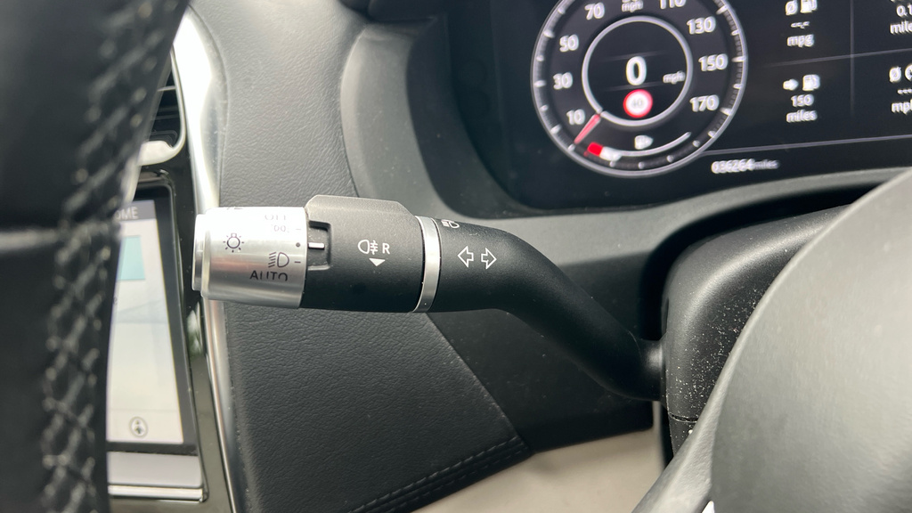 Jaguar XE 2.0I Gpf R-sport Euro 6 Ss Black #25