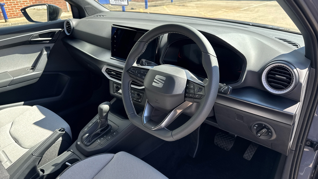 Seat Arona 1.0 Tsi 115 Fr Sport Dsg Grey #6