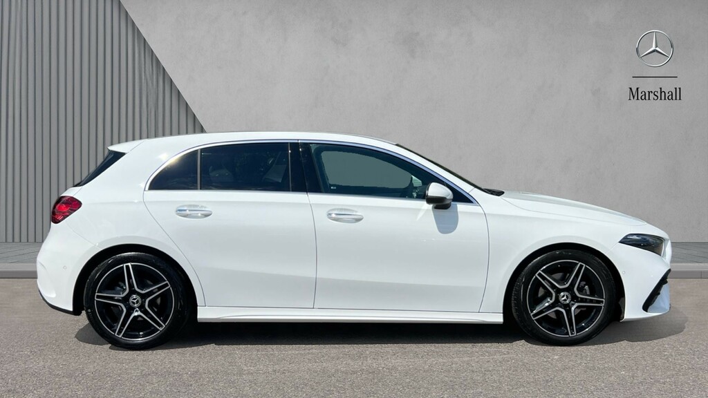 Mercedes-Benz A Class A180 Amg Line Executive HX26NYM White #4