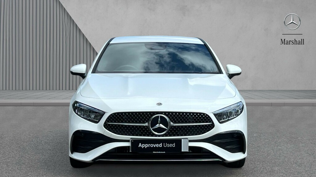 Mercedes-Benz A Class A180 Amg Line Executive HX26NYM White #6