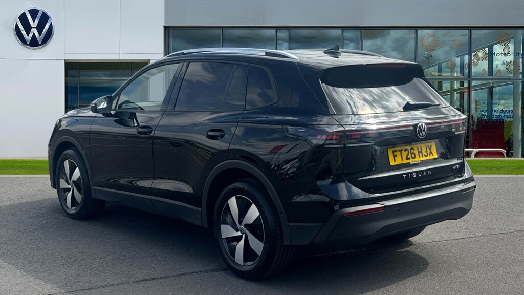 Volkswagen Tiguan Tiguan 1.5 Etsi 150 Match Dsg Estate Black #3