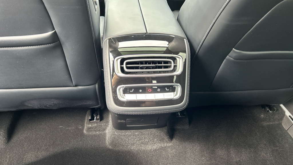 Omoda 9 1.5T Shs 34.46Kwh Noble Suv Plug In Hyb Grey #35