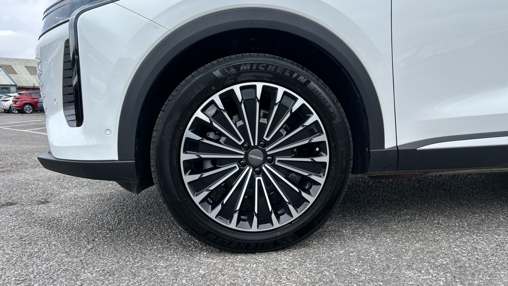 Omoda 9 1.5T Shs 34.46Kwh Noble Suv Plug In Hyb Grey #17
