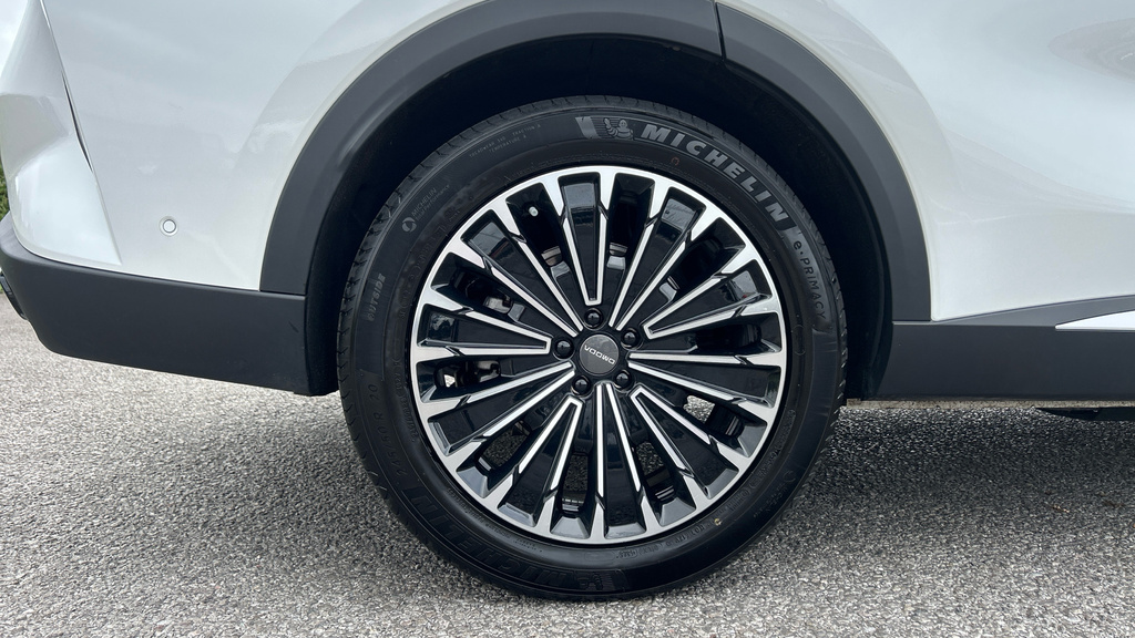 Omoda 9 1.5T Shs 34.46Kwh Noble Suv Plug In Hyb Grey #19