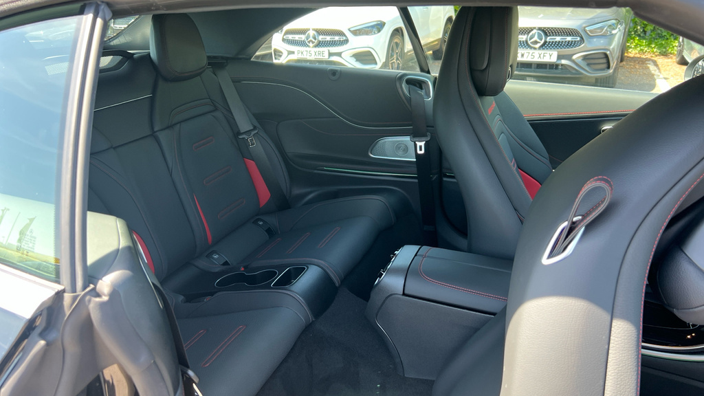 Mercedes-Benz CLE Class 53 4Matic Amg Premium 9G-tronic 2026 #24
