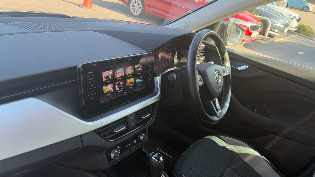 Skoda Kamiq Kamiq 1.5 Tsi Se L Dsg GJ70UNG Black #2