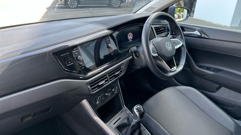 Volkswagen Polo Polo 1.0 Tsi Life LP73YNR Grey #2