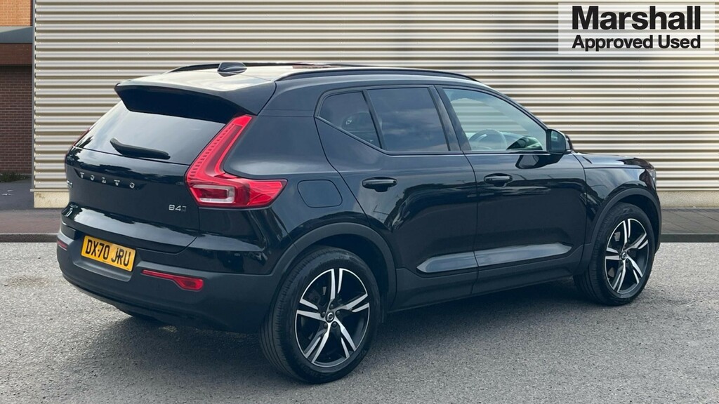 Volvo XC40 Xc40 2.0 B4p R Design Awd Black #3