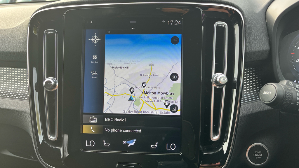 Volvo XC40 T5 257Bhp Recharge Inscription Pro - Harman K White #25