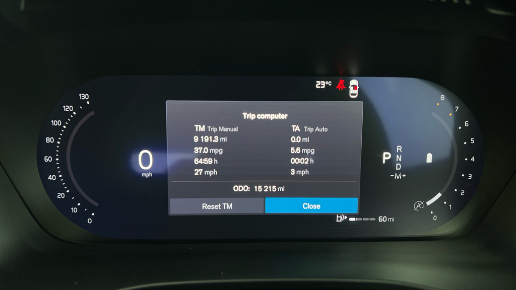 Volvo XC40 R-design, B4 Mild Hybrid Park Assist Climate Pa Black #9