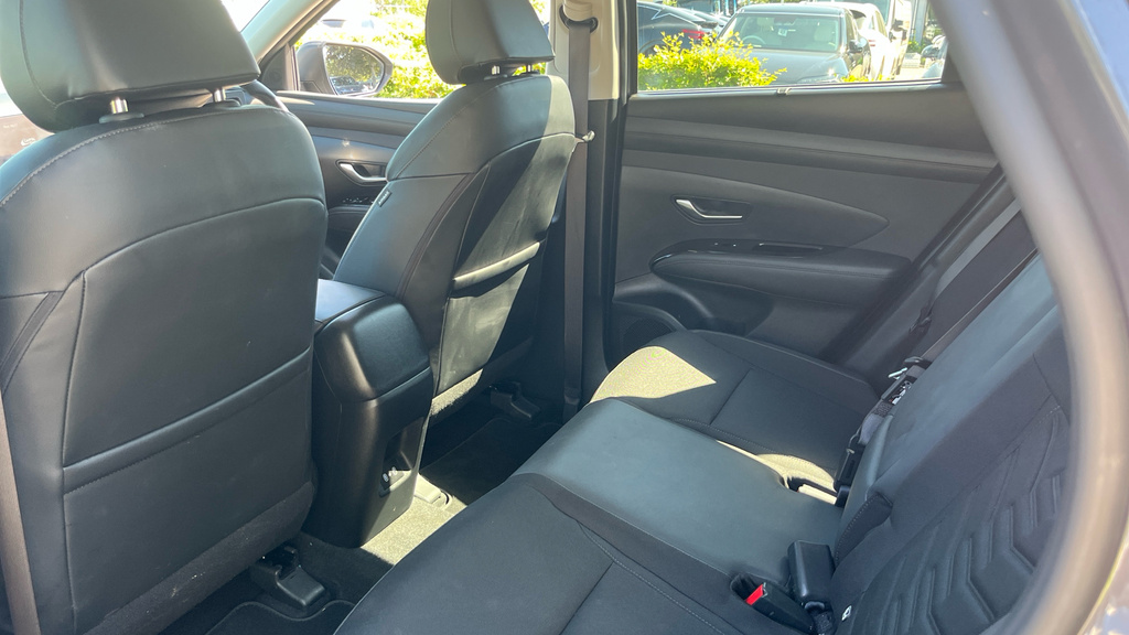 Hyundai Tucson 1.6T Advance Estate White #14