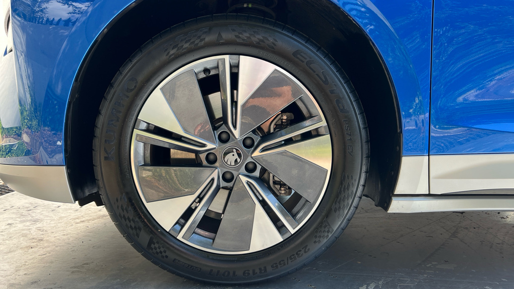 Skoda ENYAQ Sportline Blue #20
