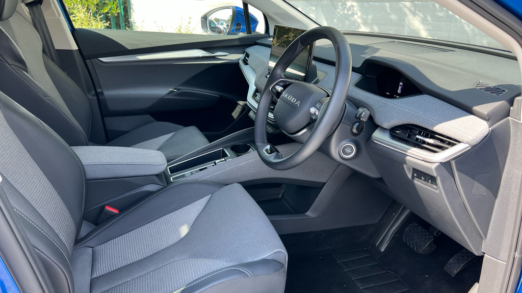 Skoda ENYAQ Sportline Blue #26