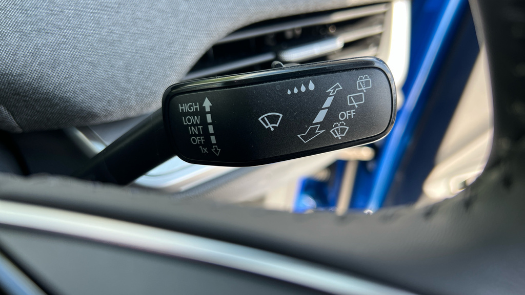 Skoda ENYAQ Sportline Blue #37