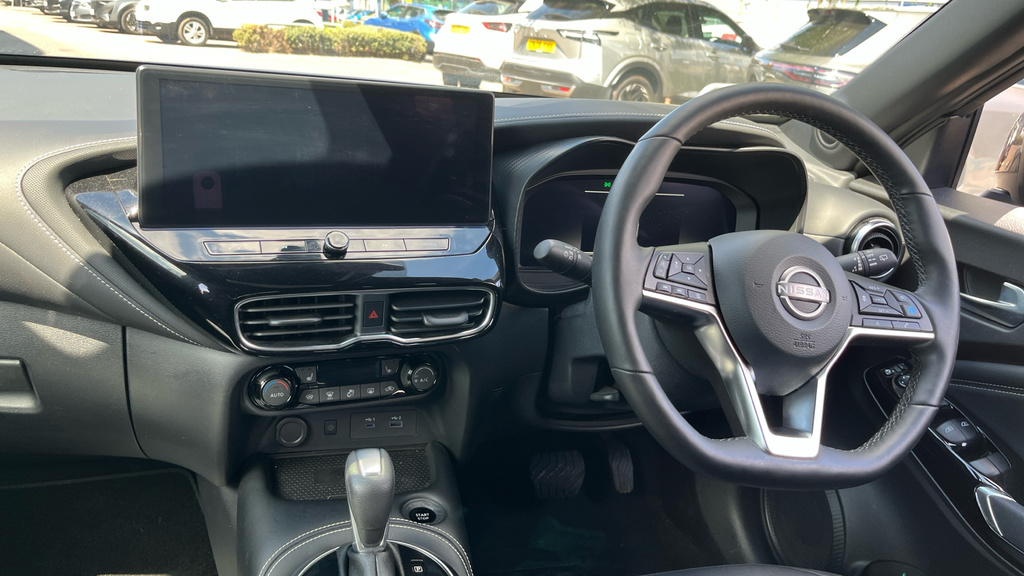 Nissan Juke 1.6 Tekna Suv Hybrid Black #8