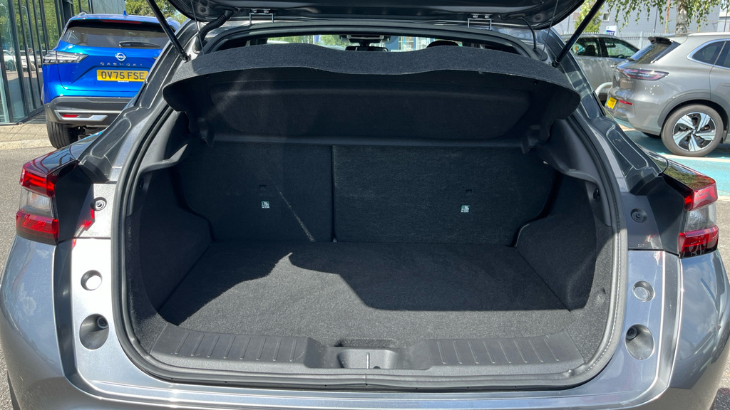 Nissan Juke 1.6 Tekna Suv Hybrid Black #9