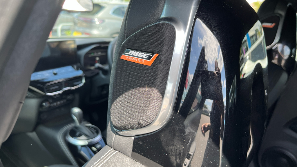 Nissan Juke 1.6 Tekna Suv Hybrid Black #36