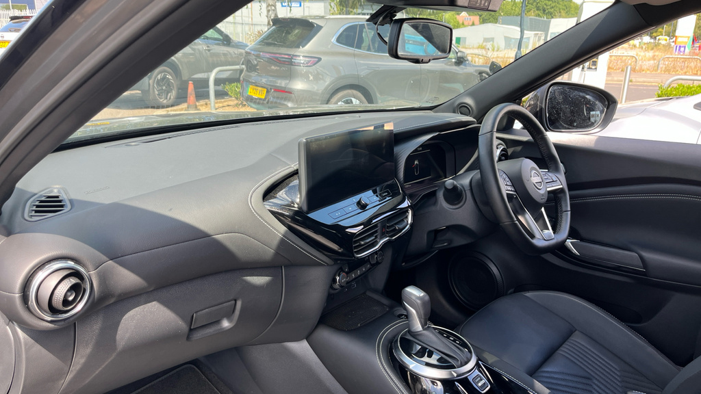 Nissan Juke 1.6 Tekna Suv Hybrid Black #7