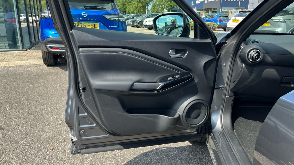 Nissan Juke 1.6 Tekna Suv Hybrid Black #20