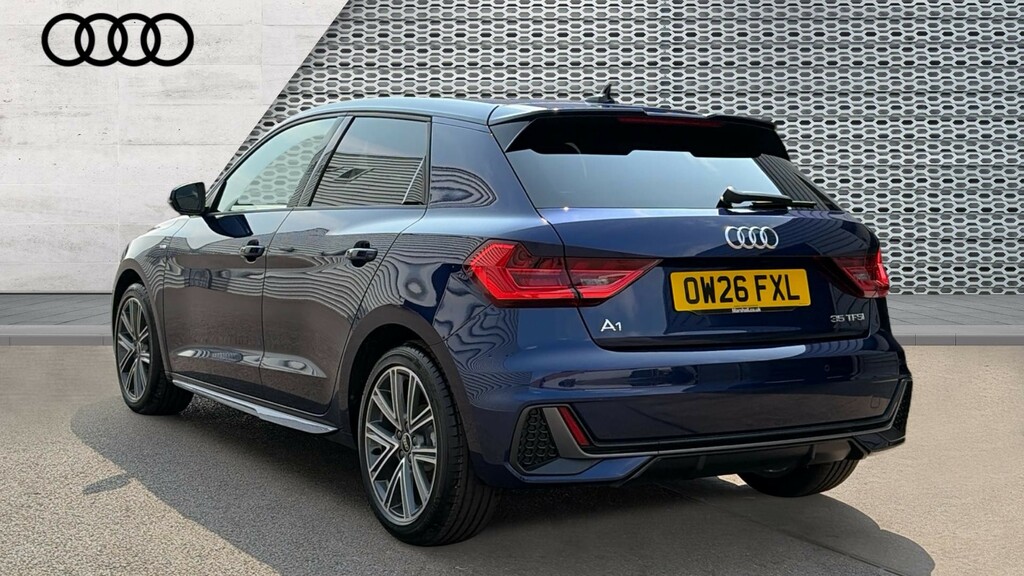 Audi A1 Audi A1 Sportback 35 Tfsi S Line S Tronic Blue #3