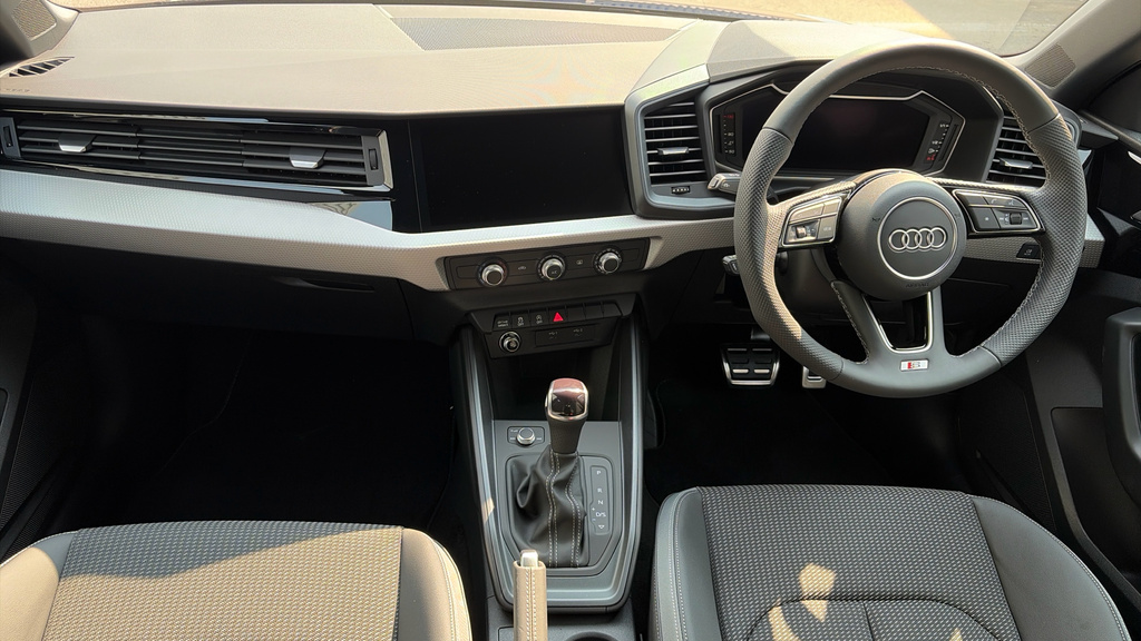 Audi A1 1.0 Tfsi 25 S Line Sportback Eur Silver #12