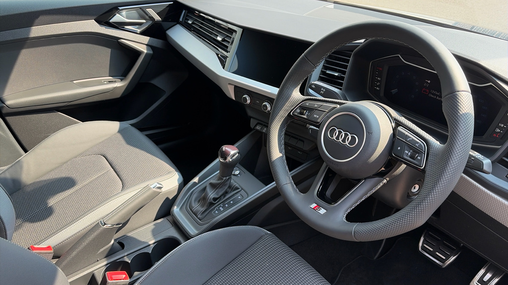 Audi A1 Audi A1 Sportback 35 Tfsi S Line S Tronic Blue #6