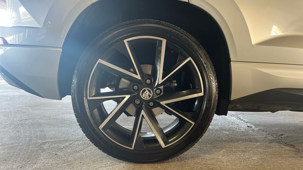 Skoda Karoq Karoq 2.0 Tdi 150 Sportline 4X4 Dsg Silver #5