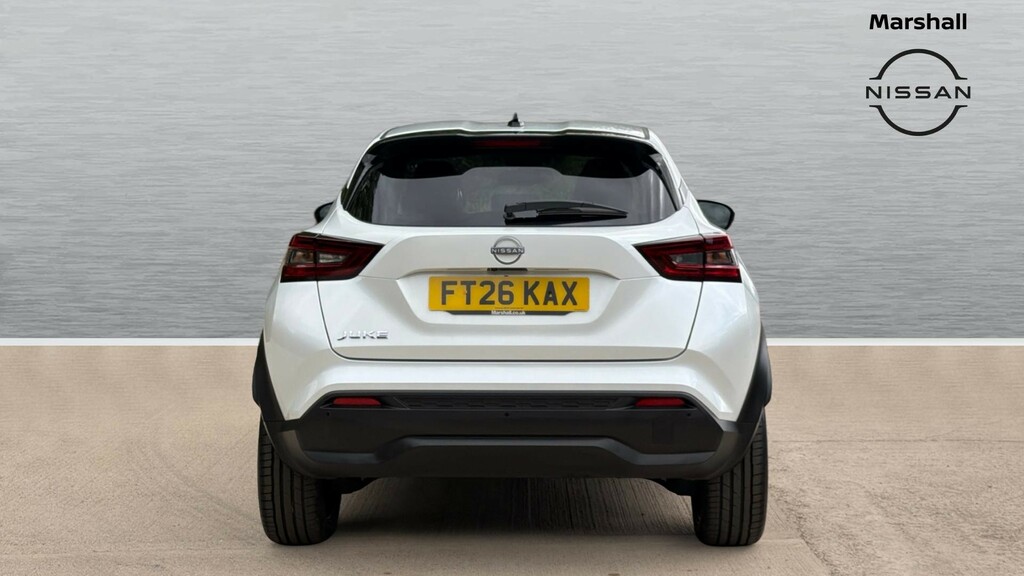 Nissan Juke Nissan Juke Hatchback 1.0 Dig-t Tekna White #6