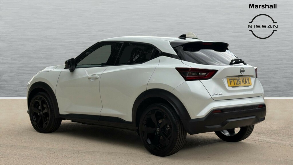Nissan Juke Nissan Juke Hatchback 1.0 Dig-t Tekna White #2