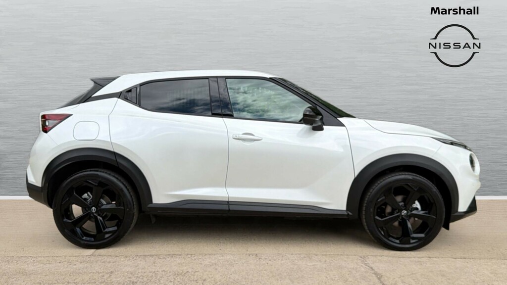 Nissan Juke Nissan Juke Hatchback 1.0 Dig-t Tekna White #3