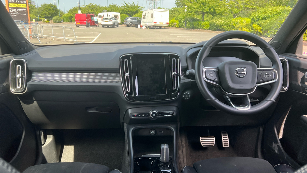 Volvo XC40 Xc40 1.5 T5 Recharge Phev R Design Pro White #5