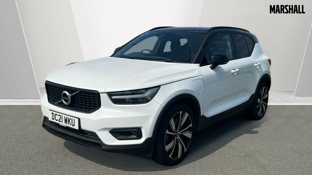Volvo XC40 1.5 T3 163 R Design Geartronic Red #16