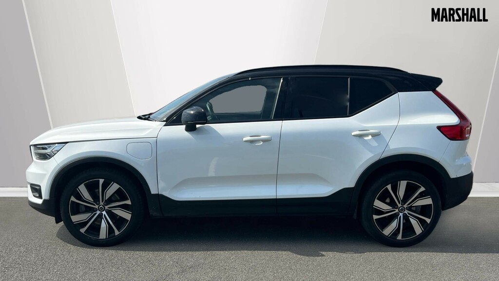 Volvo XC40 1.5 T3 163 R Design Geartronic Red #15