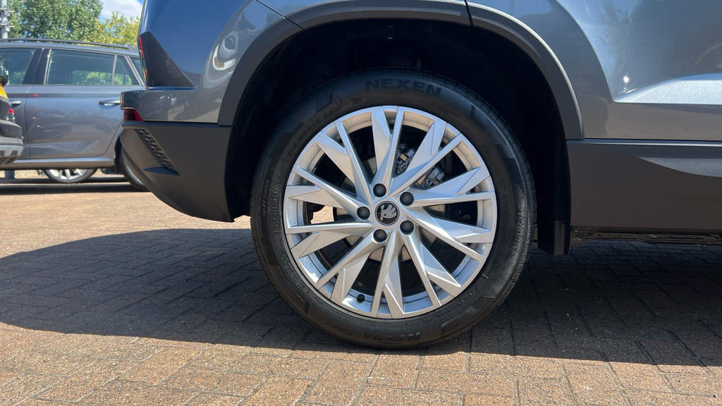 Skoda Karoq Se L Edition 1.5 Tsi 150 Ps 6G Man Silver #18