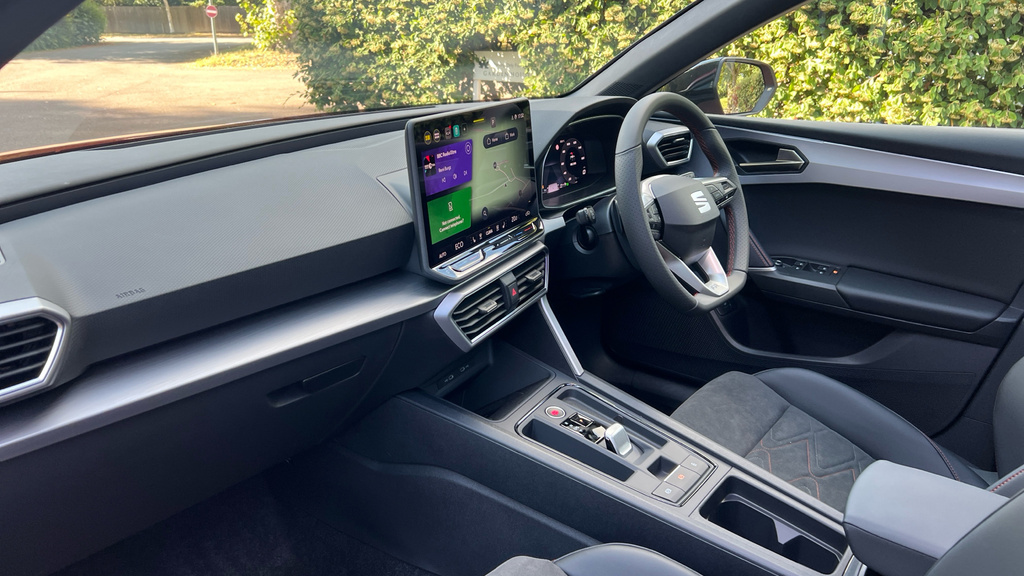 Seat Leon Seat Leon Hatchback 1.5 E-hybrid Fr Black Edition Red #2