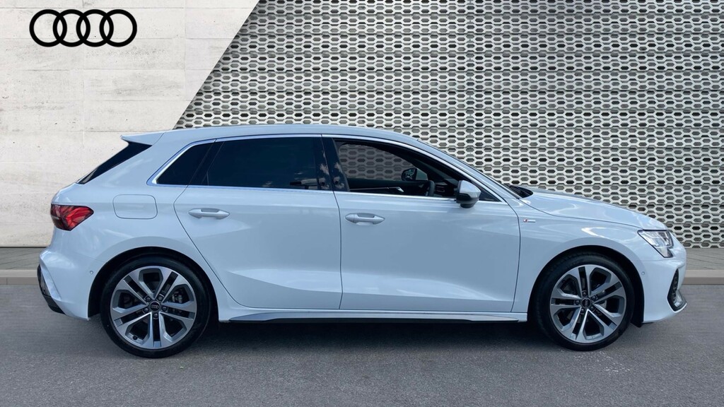 Audi A3 A3 1.5 Tfsi 150 S Line S Tronic White #4