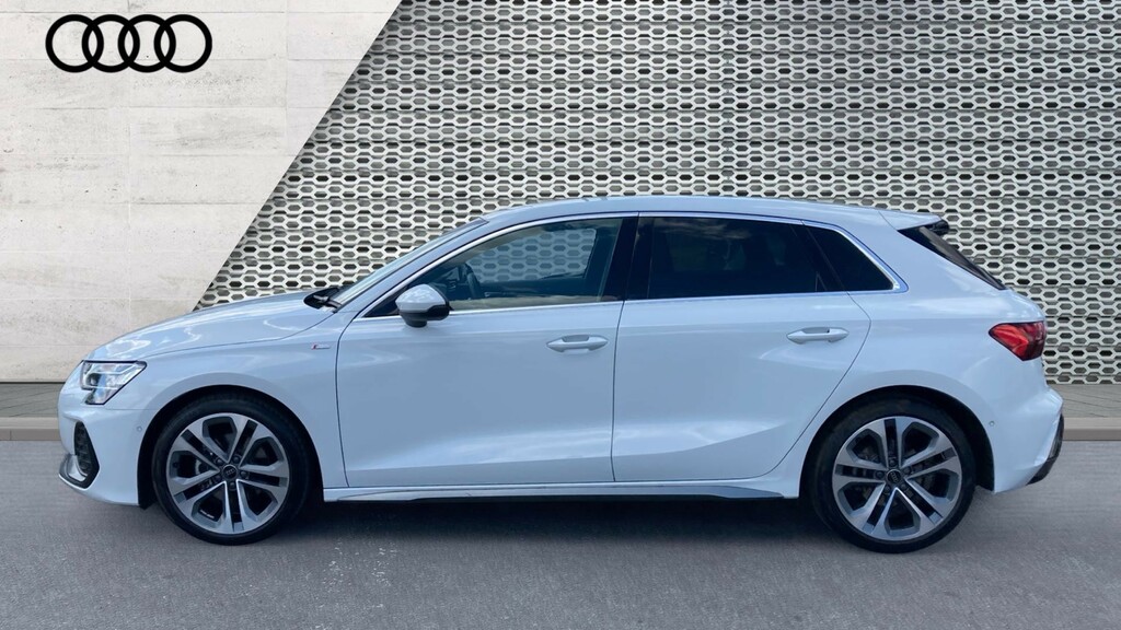 Audi A3 1.5 Tfsie 40 Sport Sportback Plug-in Hy Green #9
