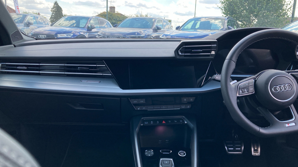 Audi A3 1.5 Tfsie 40 Sport Sportback Plug-in Hy Green #13