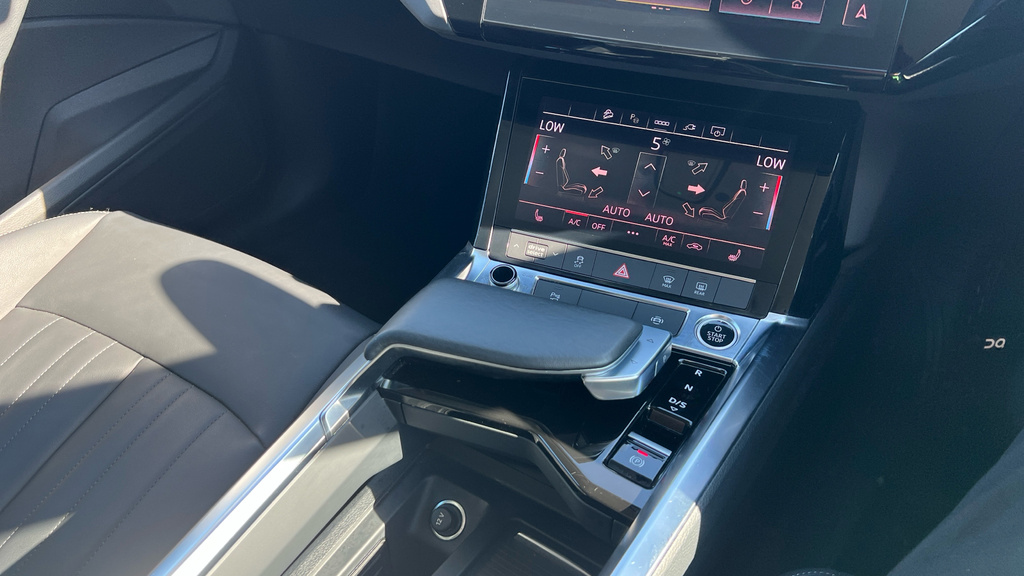 Audi Q8 e tron 300Kw 55 Quattro 114Kwh Vorsprung At 22Kw Grey #19