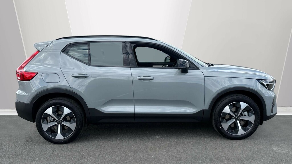 Volvo XC40 Volvo Xc40 Estate 2.0 B3p Plus Dark Grey #3