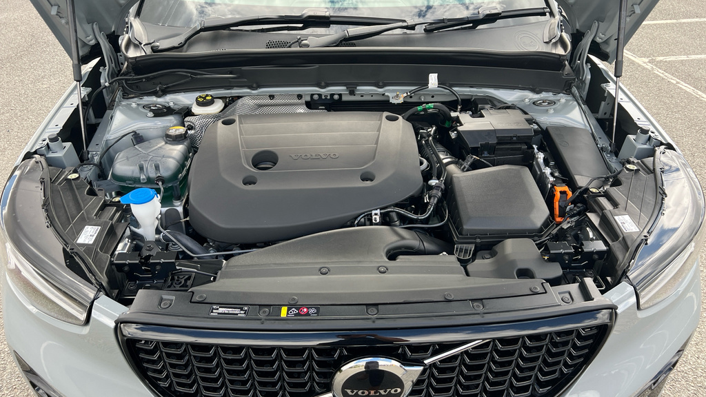 Volvo XC40 Ultra, B4 Mild Hybrid, Dark Blue #17