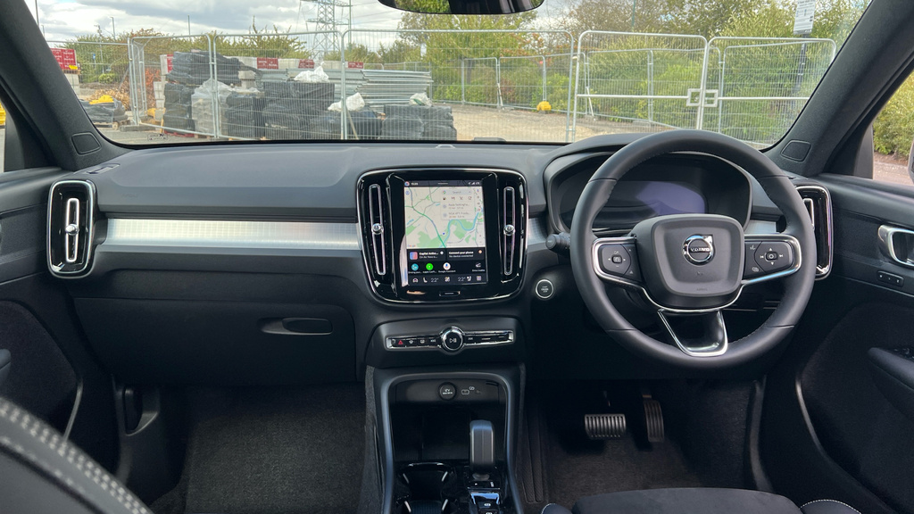 Volvo XC40 Xc40 2.0 B3p Plus Dark Estate Grey #5