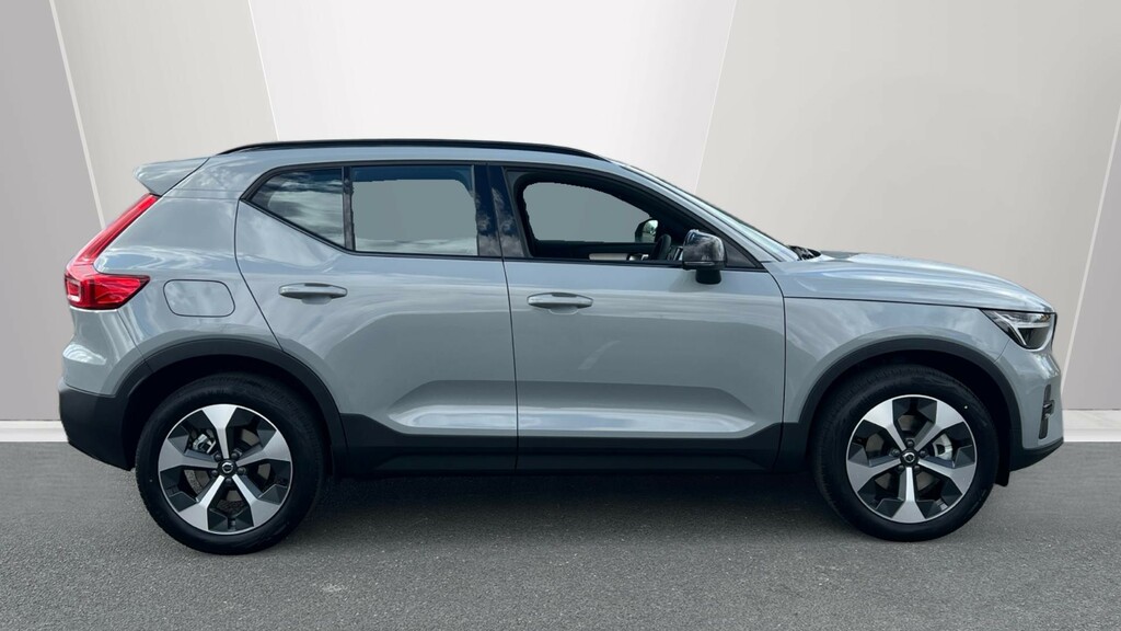 Volvo XC40 Xc40 2.0 B3p Plus Dark Estate Grey #3